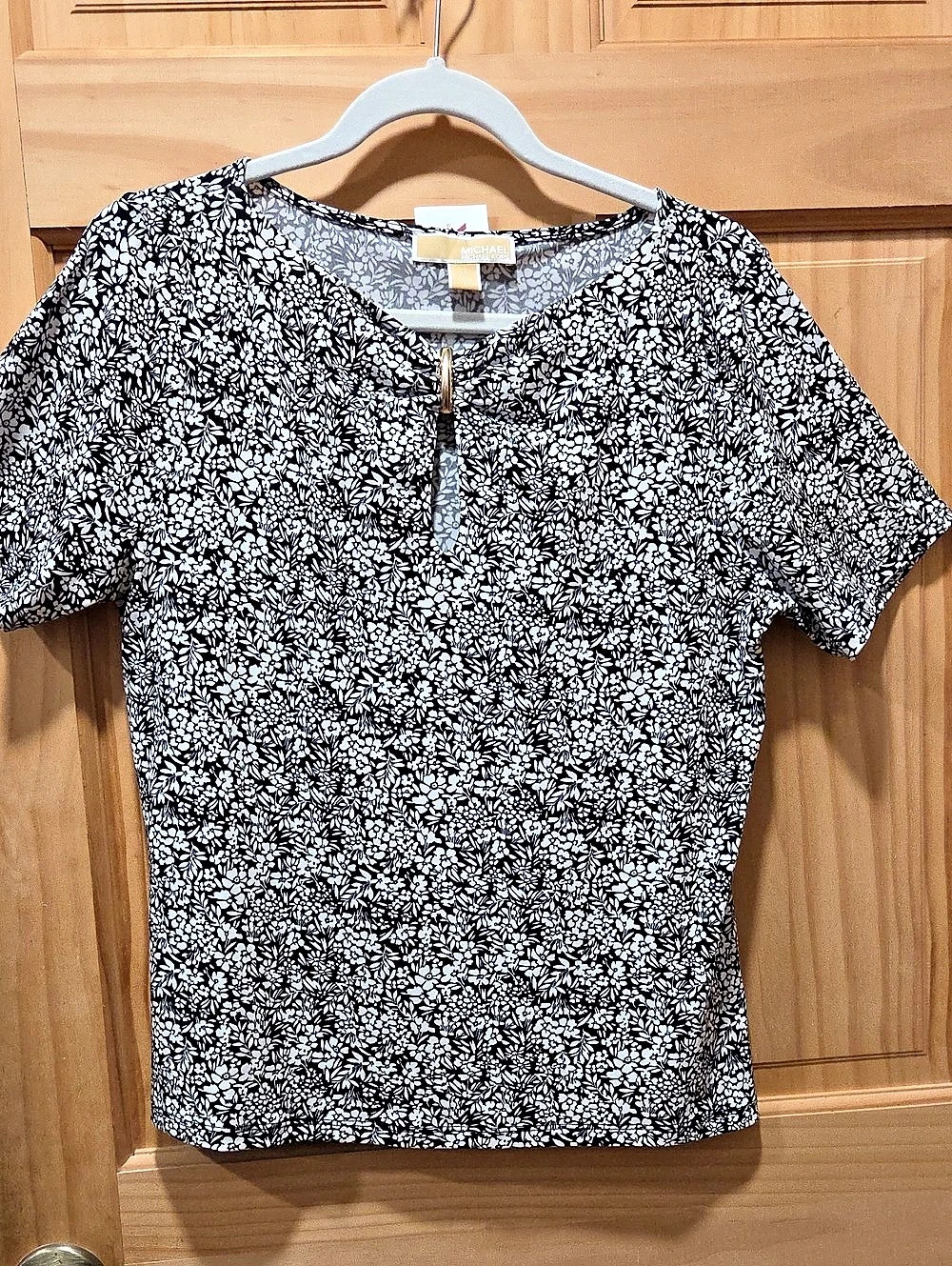 Michael Kors Floral Short Sleeve Top in Black & White New With Tags